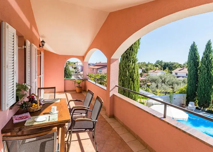 Viktorija-1 By Interhome *